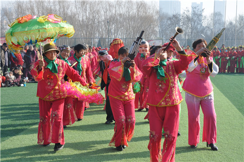 歡樂進(jìn)萬家 紅火迎新年